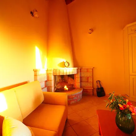 Sophia Diros Challet - * אראופוליס