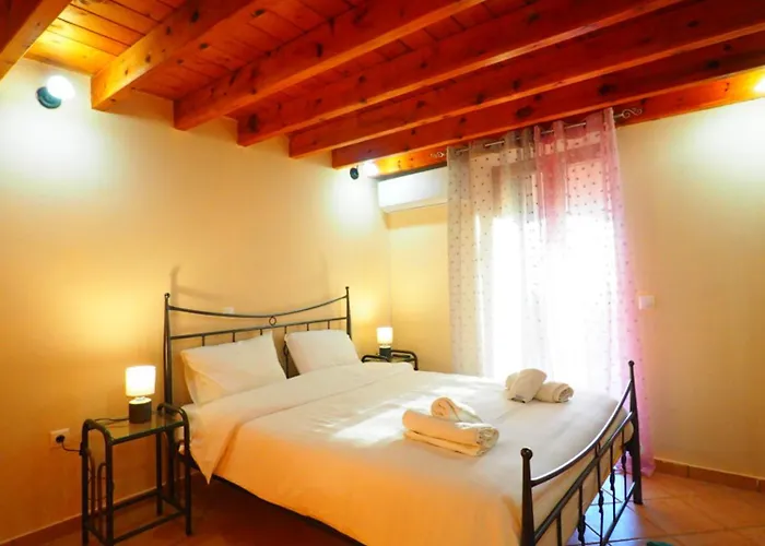 Apartamento Sophia Diros Challet -